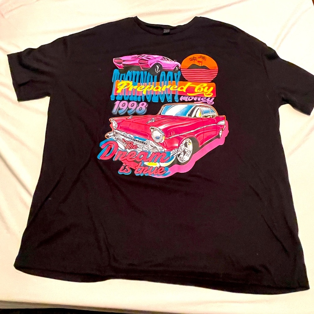 Car Graphic tee
